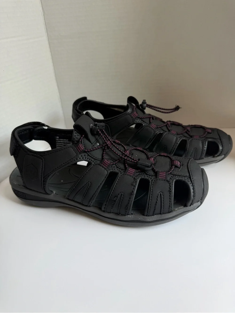 Khombu Ashley Womens Sport Sandals Black Adjustable Outdoor Hiking 9M